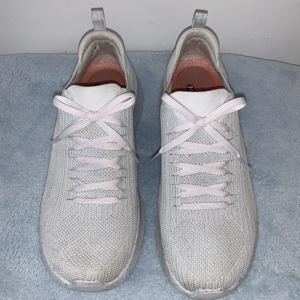 Skechers air, cold memory foam sneakers